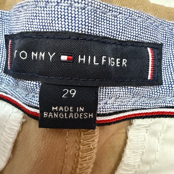 Tommy Hilfiger Men's Khaki Flat Front Shorts - Picture 3 of 3